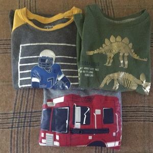 Set of 3️⃣ graphic tees